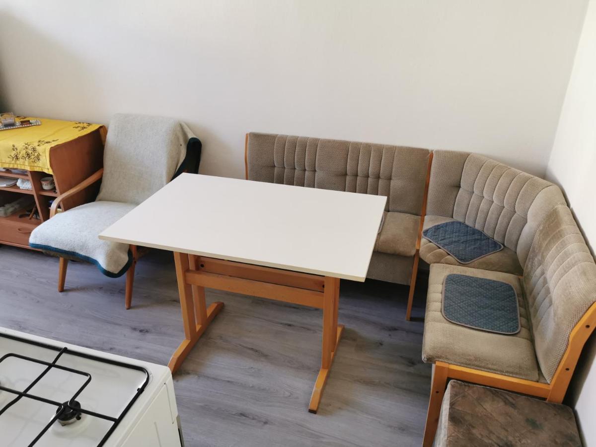 Na Sistote 628 Apartment Valasske Mezirici Luaran gambar