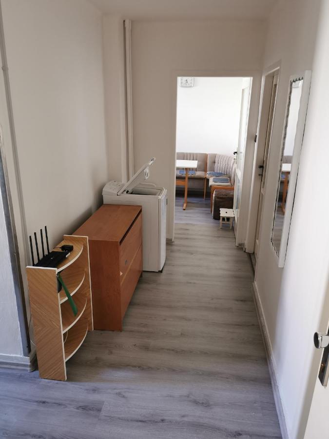 Na Sistote 628 Apartment Valasske Mezirici Luaran gambar